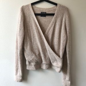 Abercrombie & Fitch sweater